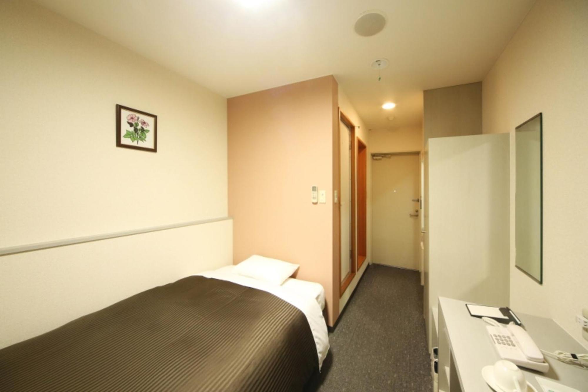 Isesaki Station Hotel Buitenkant foto